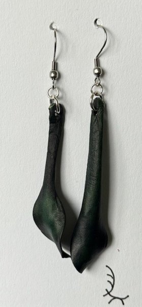 Product image of  Poronnahkaiset Korvakorut