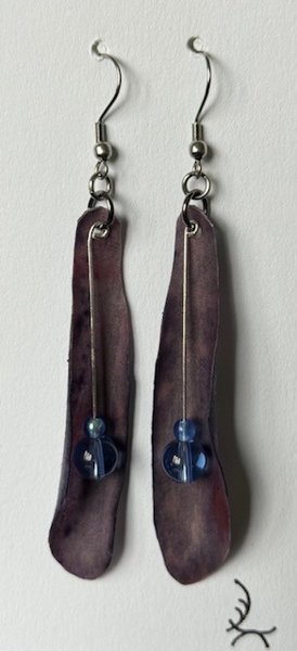 Product image of  Poronnahkaiset Korvakorut