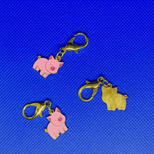 Product image of  Possu-riipus klipsillä 🐷✨