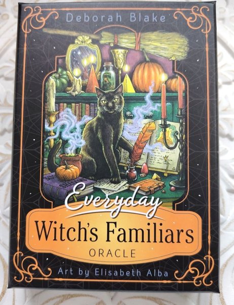 Product image of  Everyday Witch's Familiars Oracle