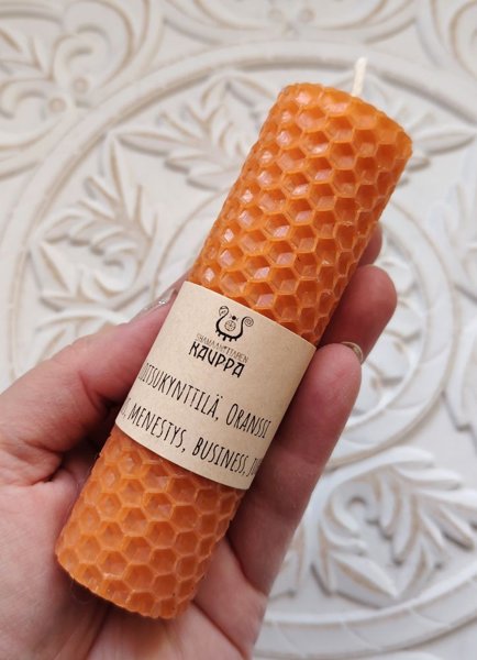 Product image of  Loitsukynttilä, oranssi (11 cm)
