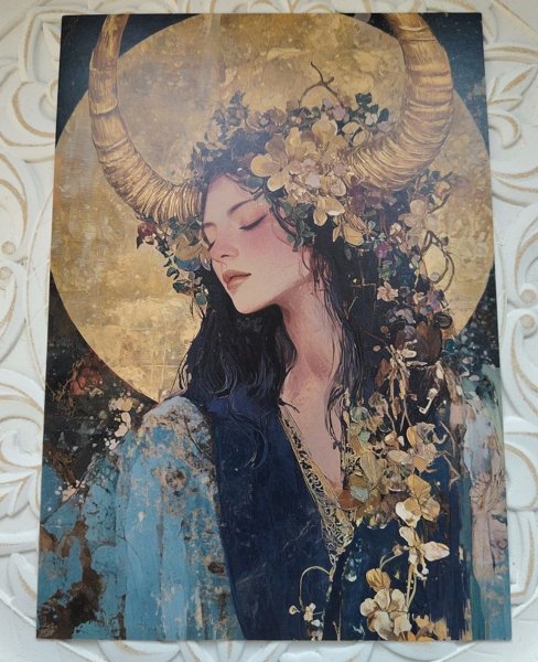 Product image of  Iso kortti (A4), Taurus Goddess