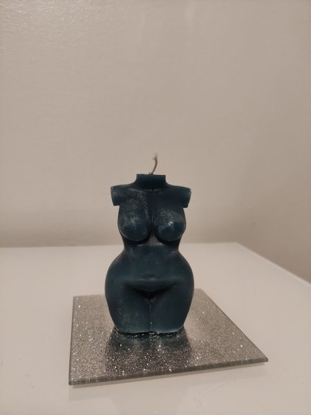 Product image of  Tummanvihreä nainen bodykynttilä - 2 laatu