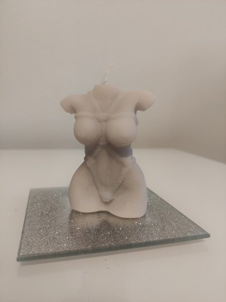 Product image of  Vaalea Köysileidi Bodykynttilä