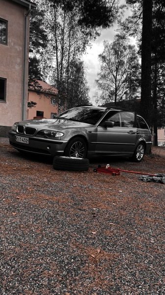 Product image of  BMW 3 Touring (E46) 320 i