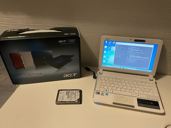 Product image of Acer Aspire One 532h-2Ds (NAV50) minikannettava