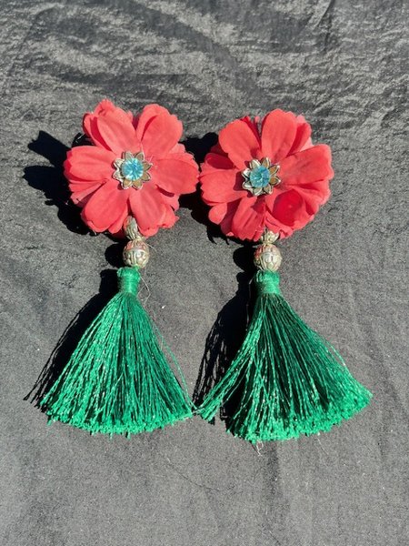 Product image of  KORVAKORUT, flower, green tassel