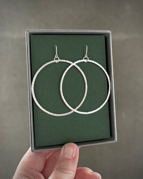 Product image of  Hammered hoops – large