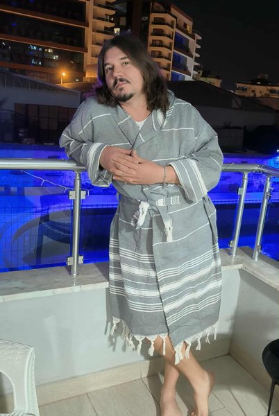 Product image of  Hamamkylpytakki tummanharmaavalkea pidempi malli 4XL