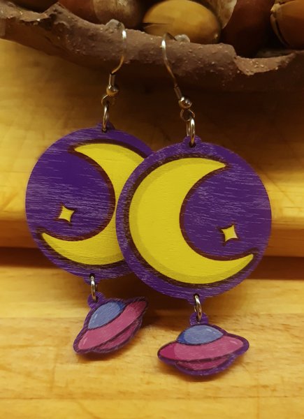 Product image of  Kuu ja ufo -korvakorut