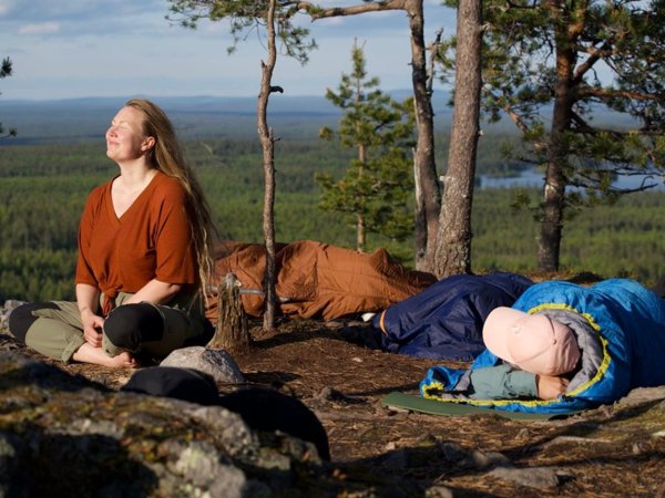 Product image of  Tulossa myyntiin: ETÄJOOGA ke 10.12 klo 18-19