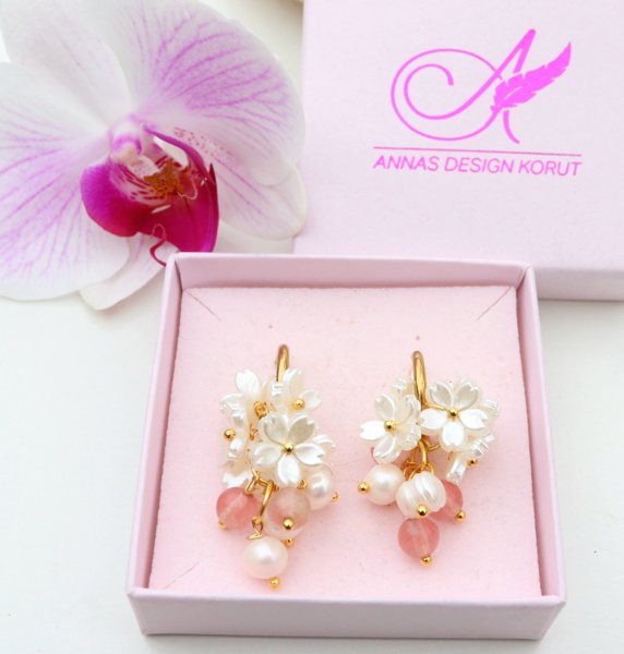 Product image of Viola kukka korvakorut "roosa"