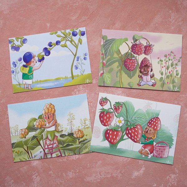 Product image of  Marjalapset -postikorttilajitelma