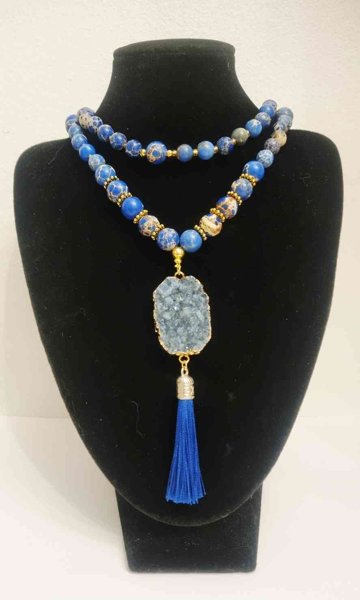 Product image of  Sininen Imperial jaspis kaulakoru akaatilla