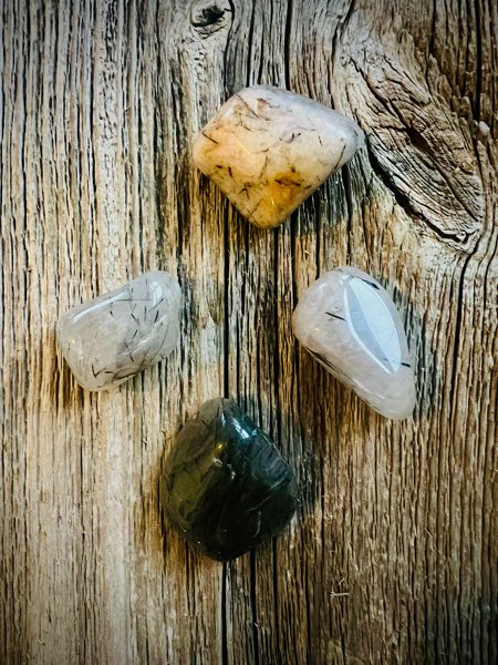 Product image of  TURMALIINIKVARTSI