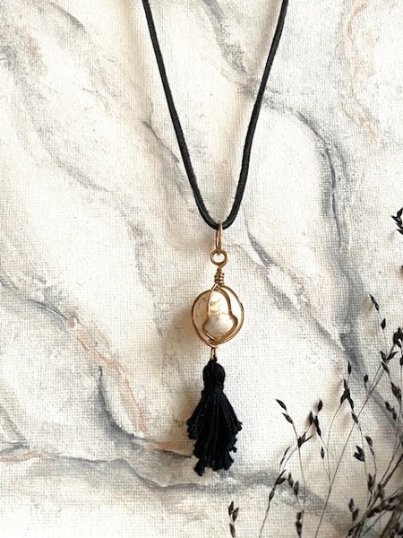 Product image of  ”Boho” -kivihelmikoru, magnesiitti