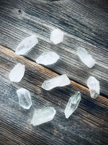 Product image of  VUORIKRISTALLI UNIIKIT KIDEKÄRJET