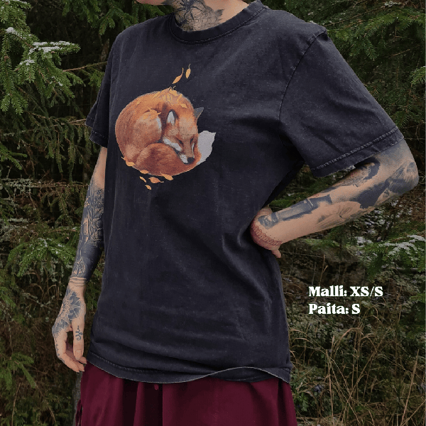 Product image of Kettu kerällä - yhteistyöpaita @ Havukettu & Frog Pond