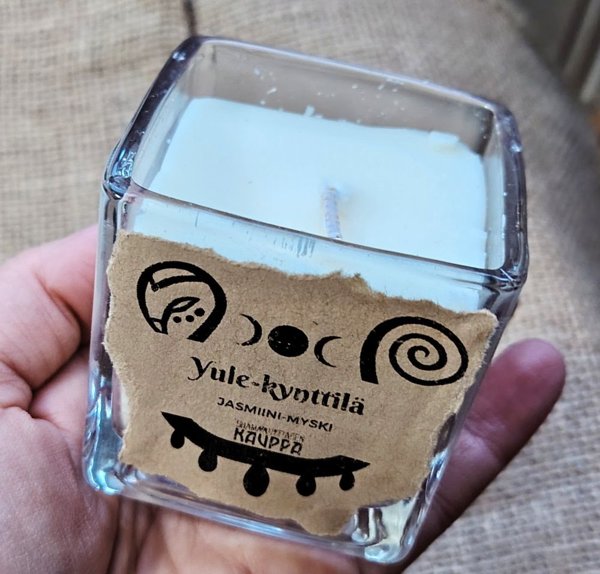 Product image of Yule-tuoksukynttilä, valkoinen