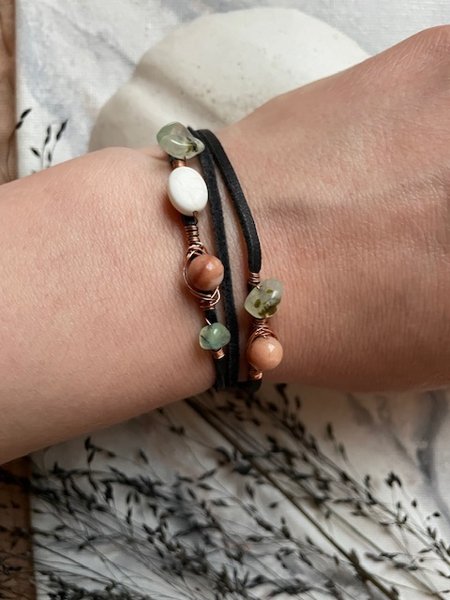 Product image of  Prehniitti/persikka-aventuriini/synt.magnesiitti 76 cm