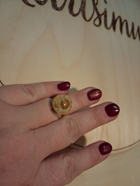 Product image of  Helminukkajäkkärä-sormus