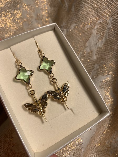 Product image of a s t r e a 🍀