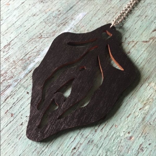 Product image of Kokonainen kaulakoru musta