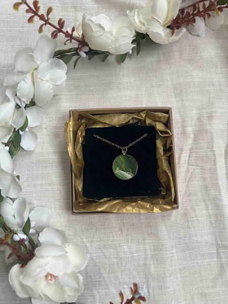 Product image of  METSÄ MINUSSA - Taidekaulakoru