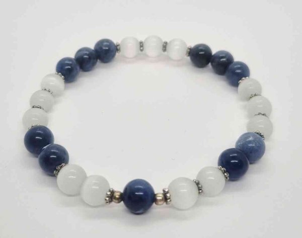 Product image of Sodaliitti & kissansilmÀ rannekoru, 19cm