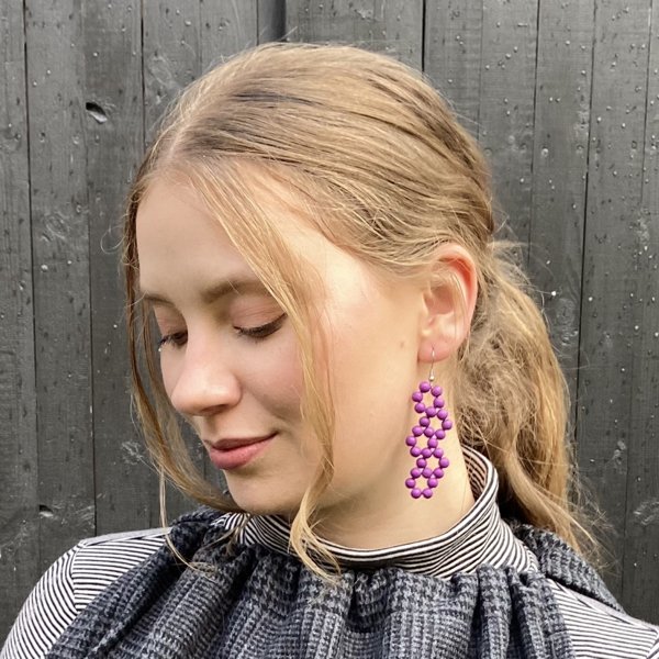 Product image of  Kukinnot-korvakorut lilja