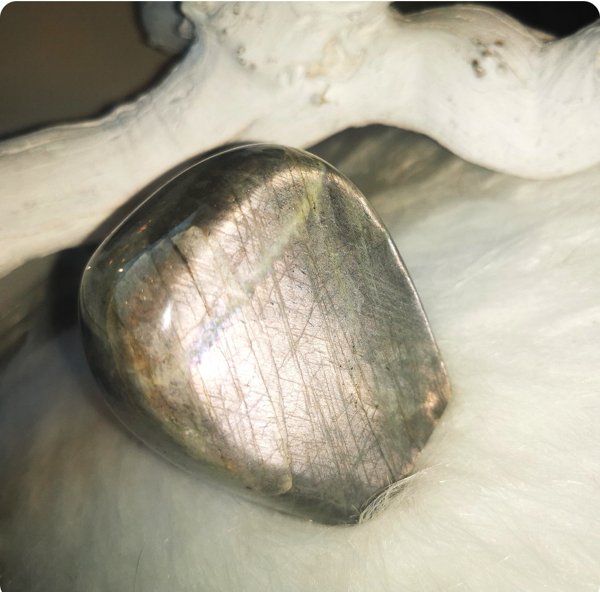 Product image of  VAALEA LABRADORIITTI