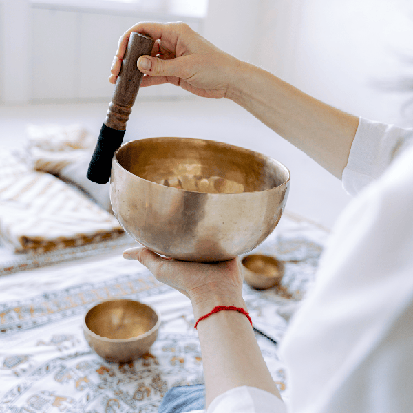 Product image of  TIIBETILÄINEN ÄÄNIMALJAHOITO 90 MIN (parihoito)