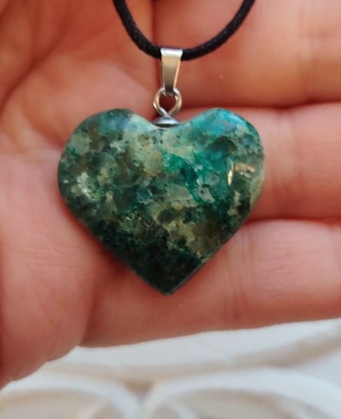 Product image of  Kiviriipus sydän, Krysokolla 2