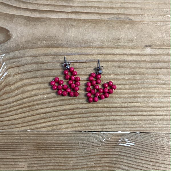 Product image of  Rakkautta on-nappikorvakorut pinkki