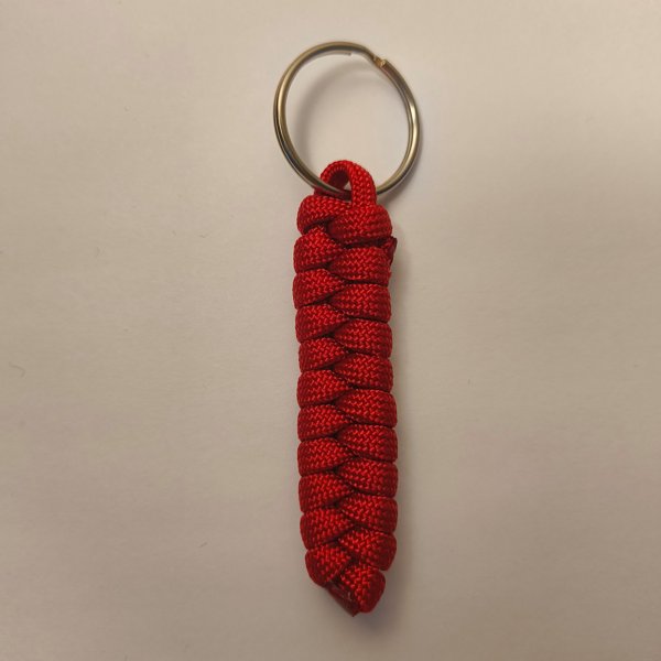 Product image of  Paracord-avaimenperä: Yksivärinen – Käsintehty asuste
