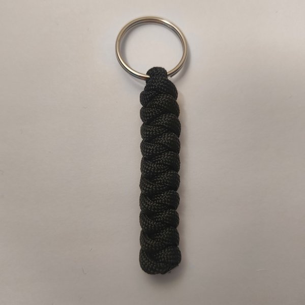 Product image of  Paracord-avaimenperä: Yksivärinen – Käsintehty asuste
