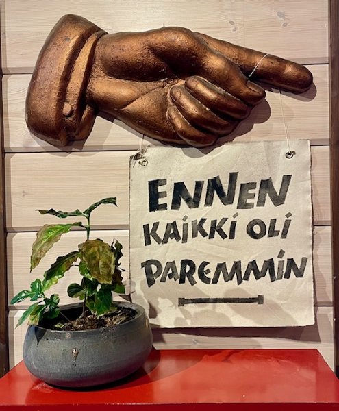 Product image of  Ennen kaikki oli paremmin - kangastaulu sisustukseen