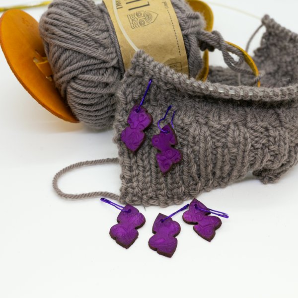 Product image of  Silmukkamerkki violetti