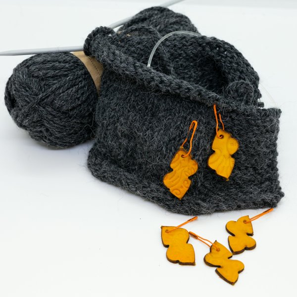 Product image of  Silmukkamerkkisetti oranssi