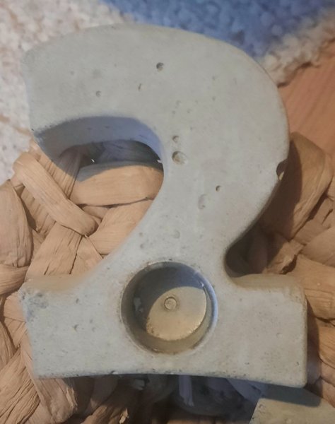 Product image of  BETONI NUMERO kynttiläholkilla