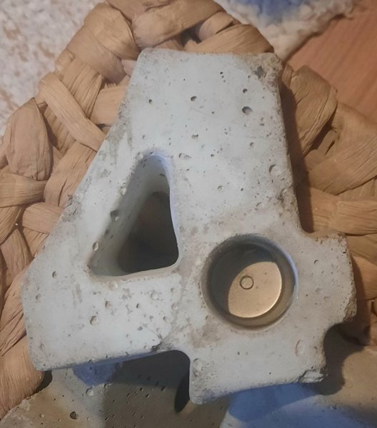 Product image of  BETONI NUMERO kynttiläholkilla