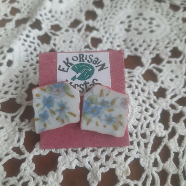 Product image of Onnensirpale korvakorut