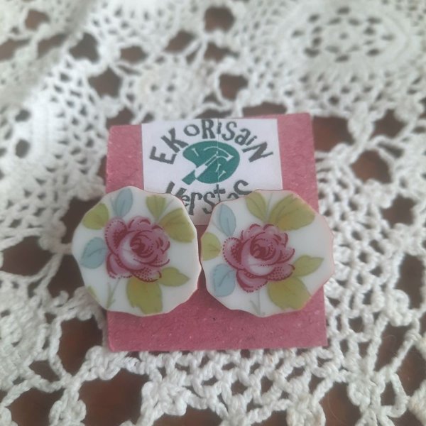 Product image of Onnensirpale korvakorut