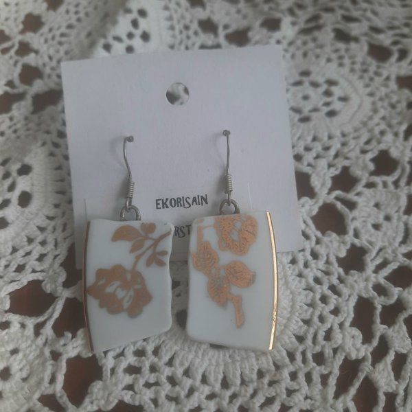 Product image of Onnensirpale korvakorut