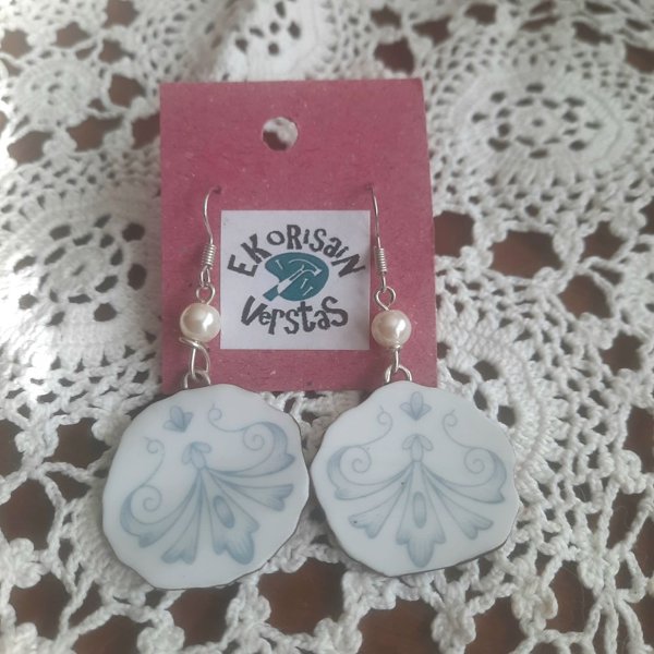 Product image of Onnensirpale korvakorut