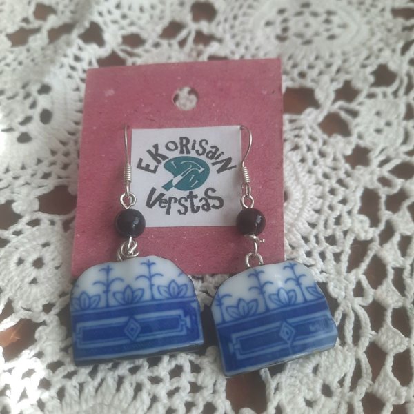 Product image of Onnensirpale korvakorut