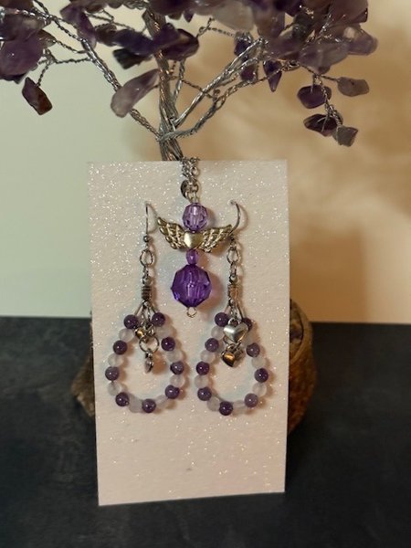 Product image of  Helmikorut ja avaimenperä