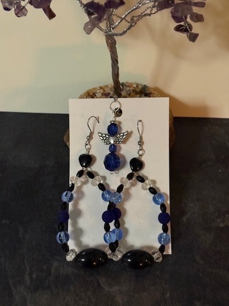 Product image of  Helmikorut ja avaimenperä