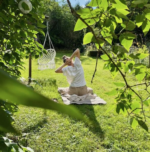 Product image of  KUKOISTUS – Shakti Flow -joogan verkkokurssi (toukokuu 2026)