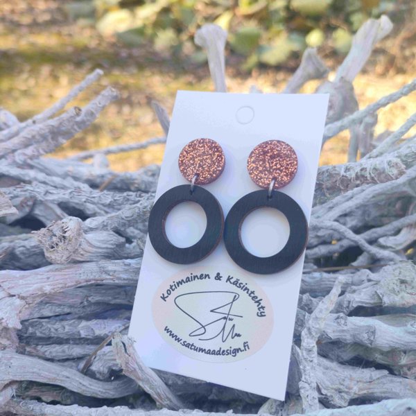 Product image of  LyhyetRinkulat - KupariGlitteri, Musta